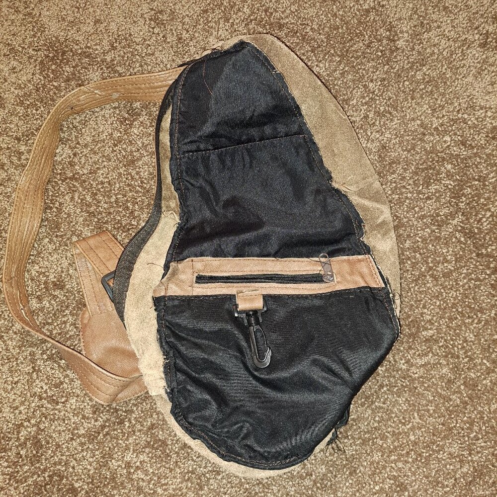 Genuine Leather Made in Mexico Crossbody/Shoulder Bag W/Pockets&Adjustable Strap - Picture 10 of 11